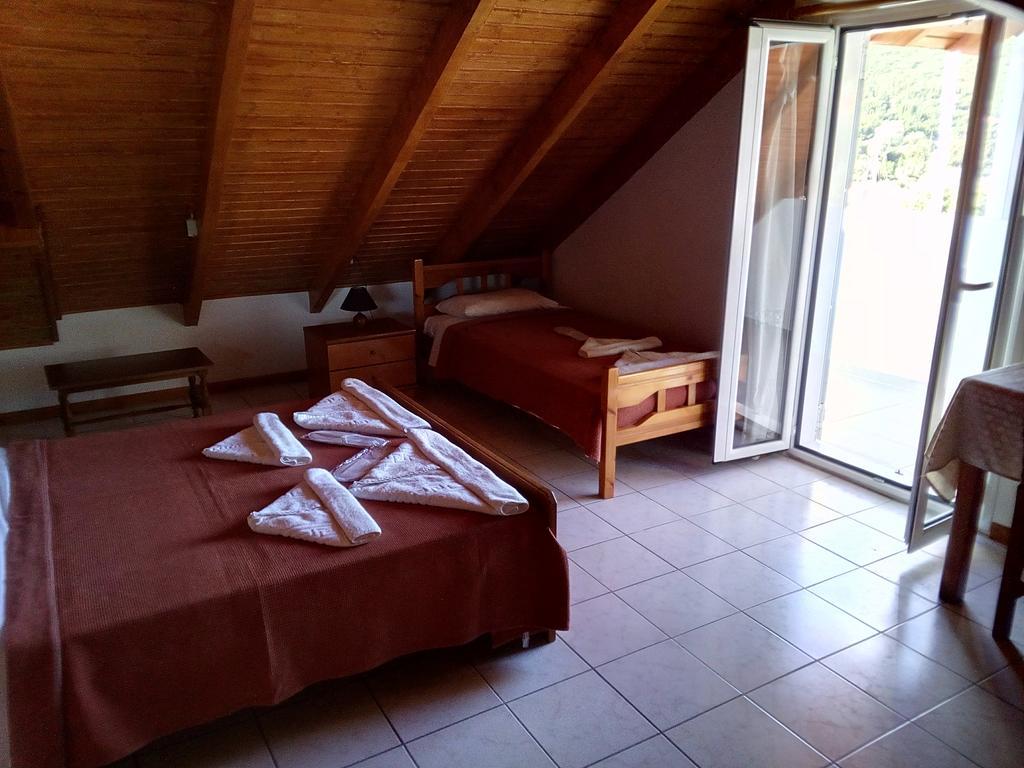 Nicolas Rooms Fiskardo Ngoại thất bức ảnh